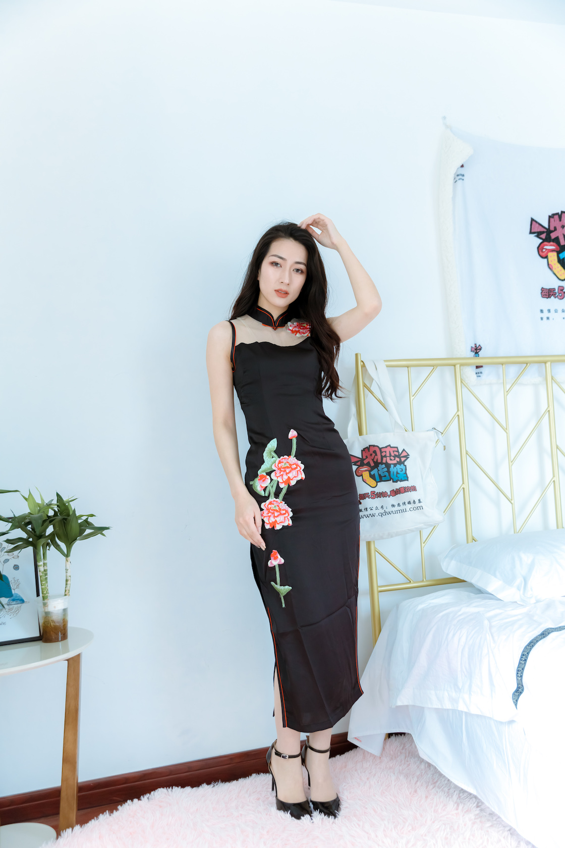 00002英语课本第734章.jpg
