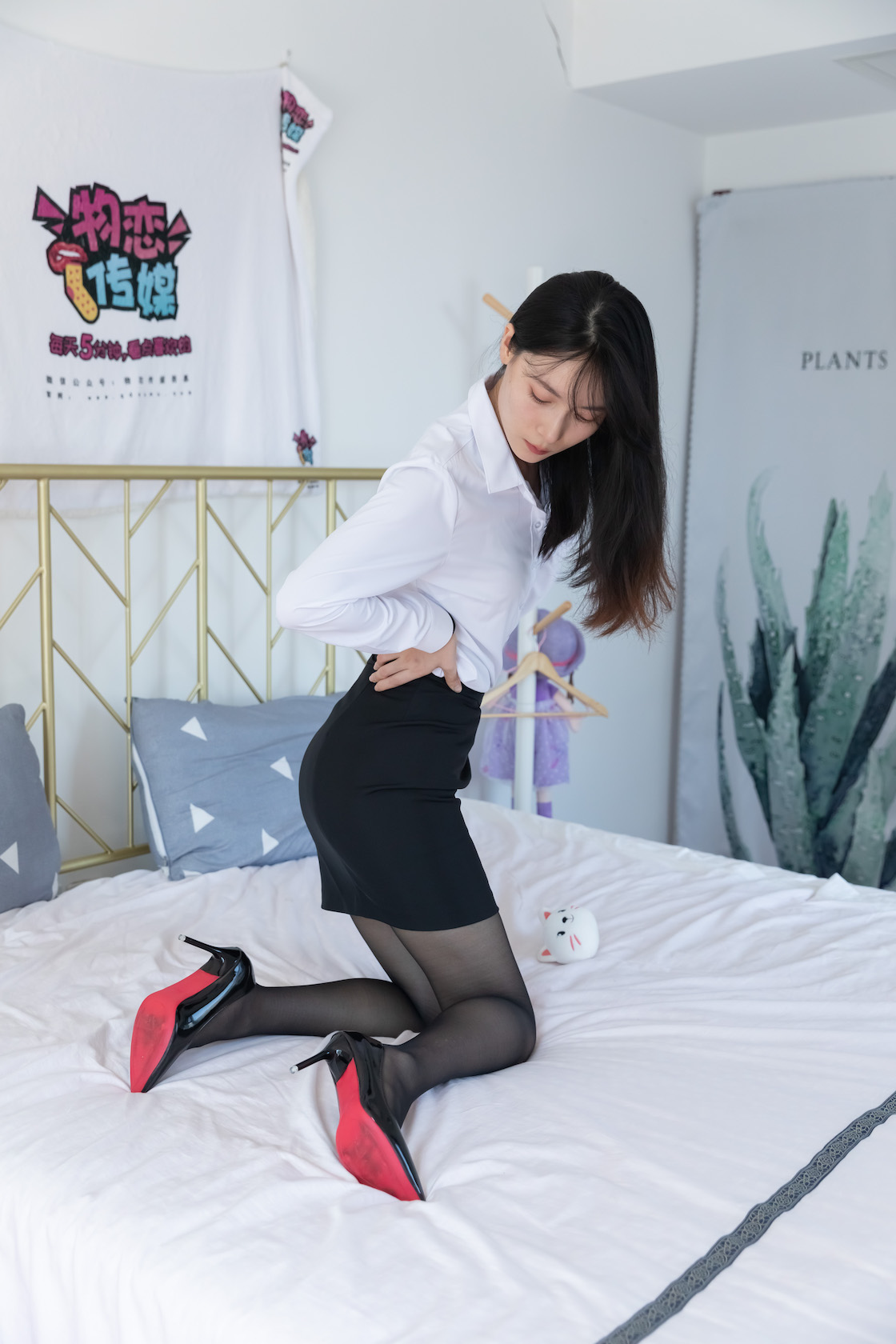 00022英语课本第898章.jpg