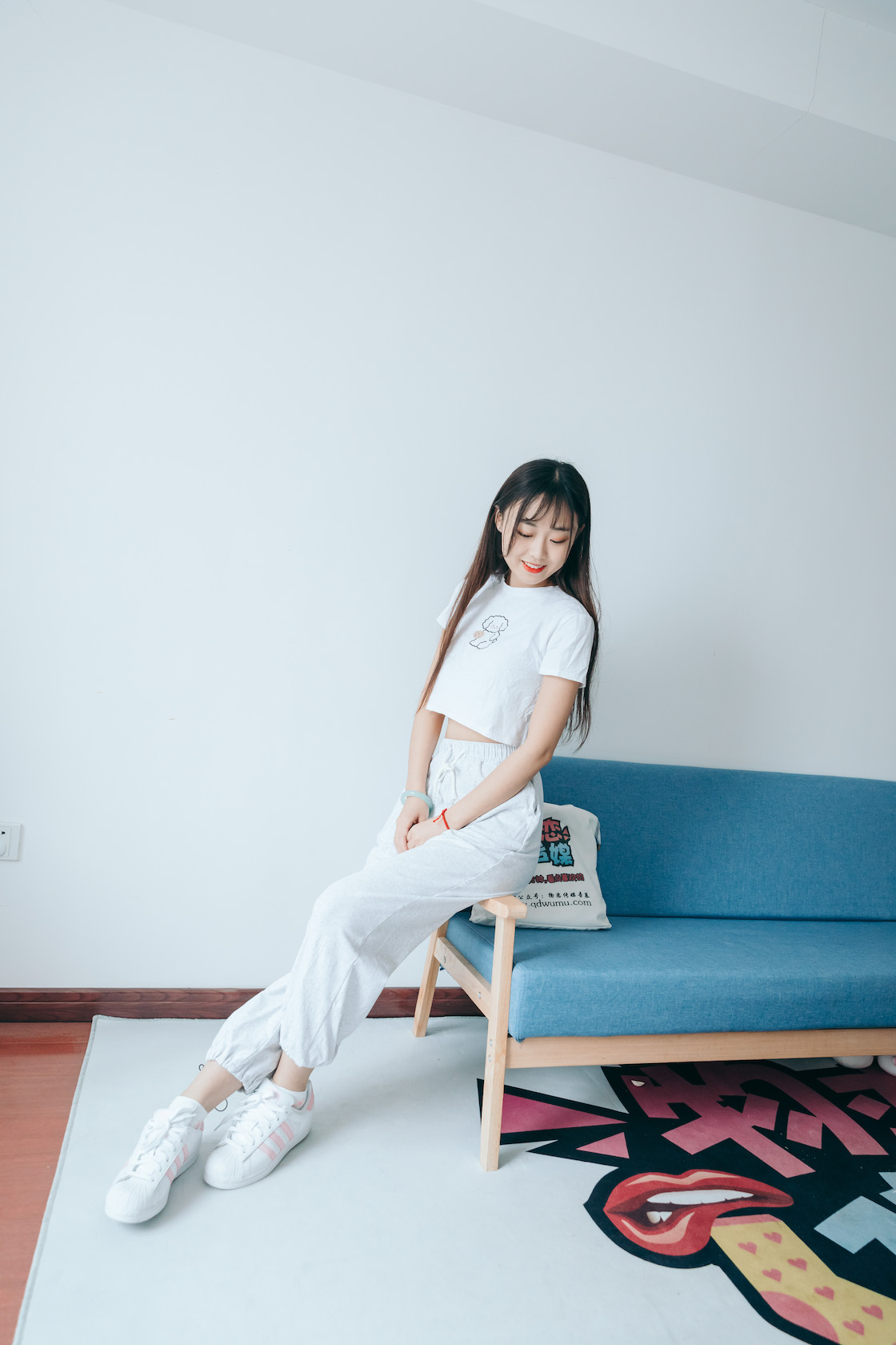 00008英语课本第747章.jpg