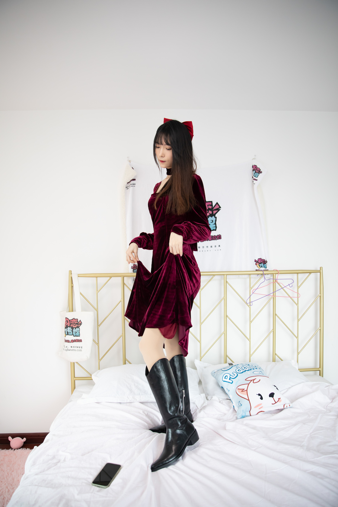 00037英语课本第674章课件.jpg