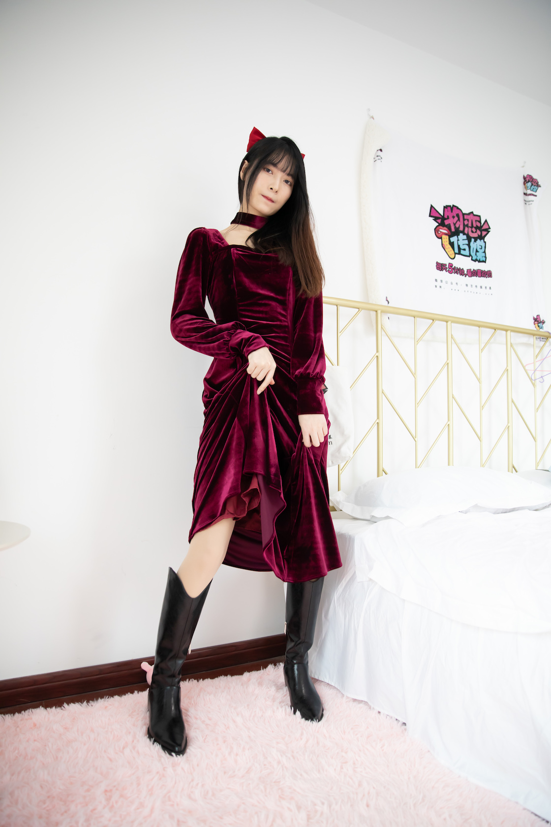 00007英语课本第674章课件.jpg