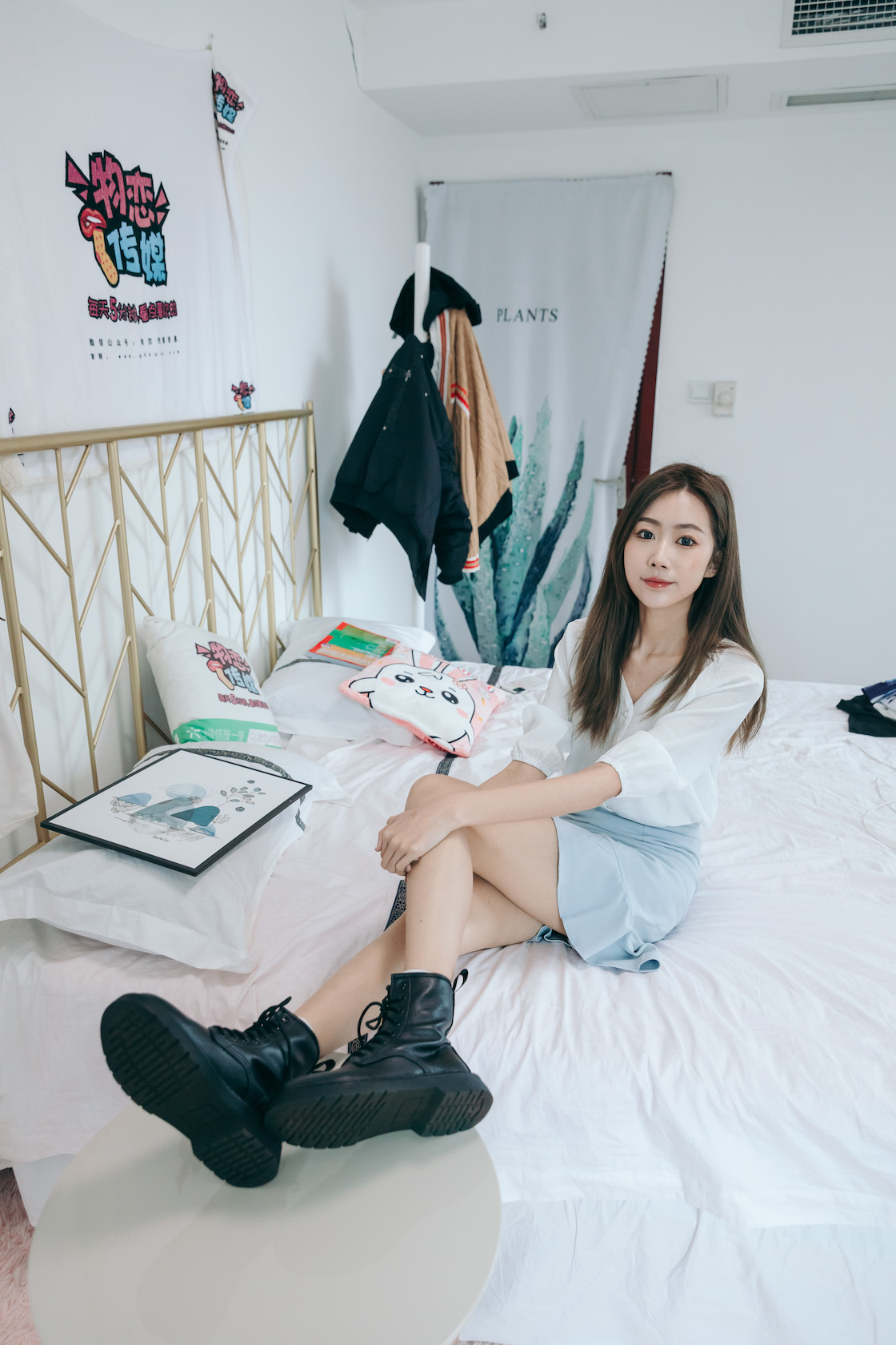 00028英语课本第736章.jpg