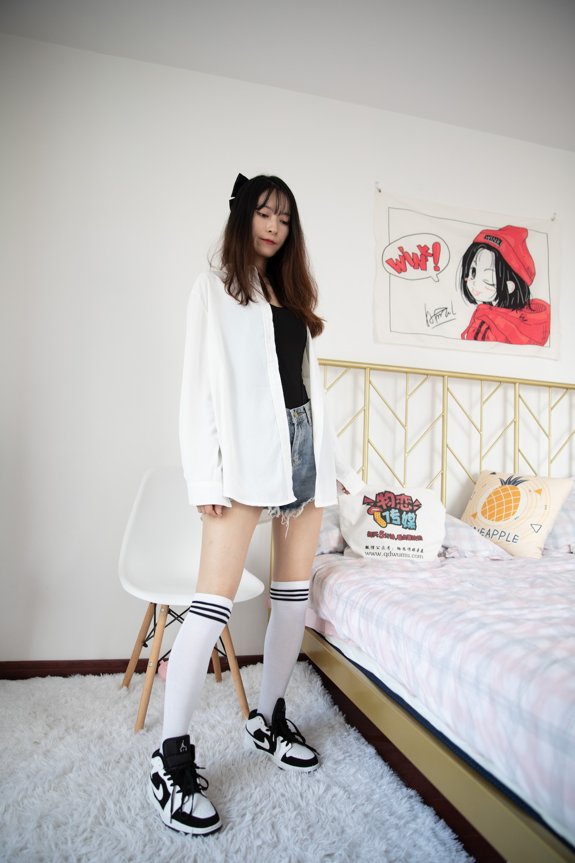 00021英语课本第679章课件.jpg