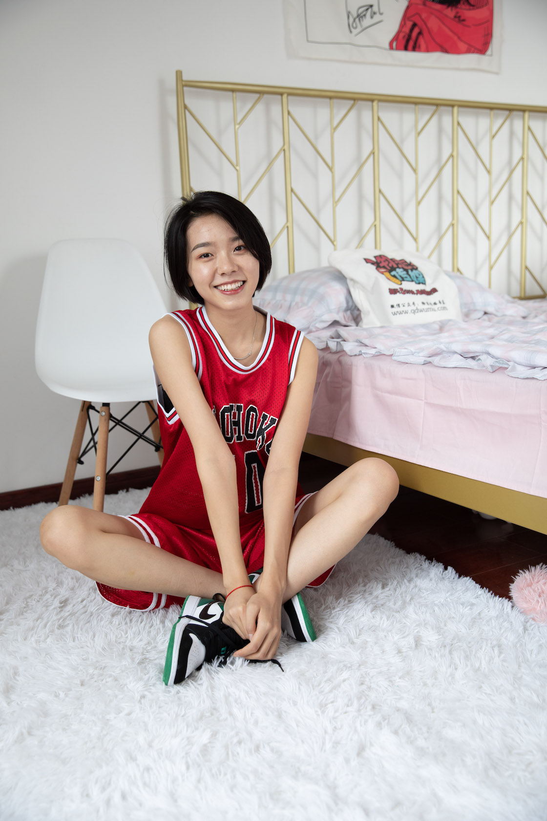 00018英语课本第671章课件.jpg