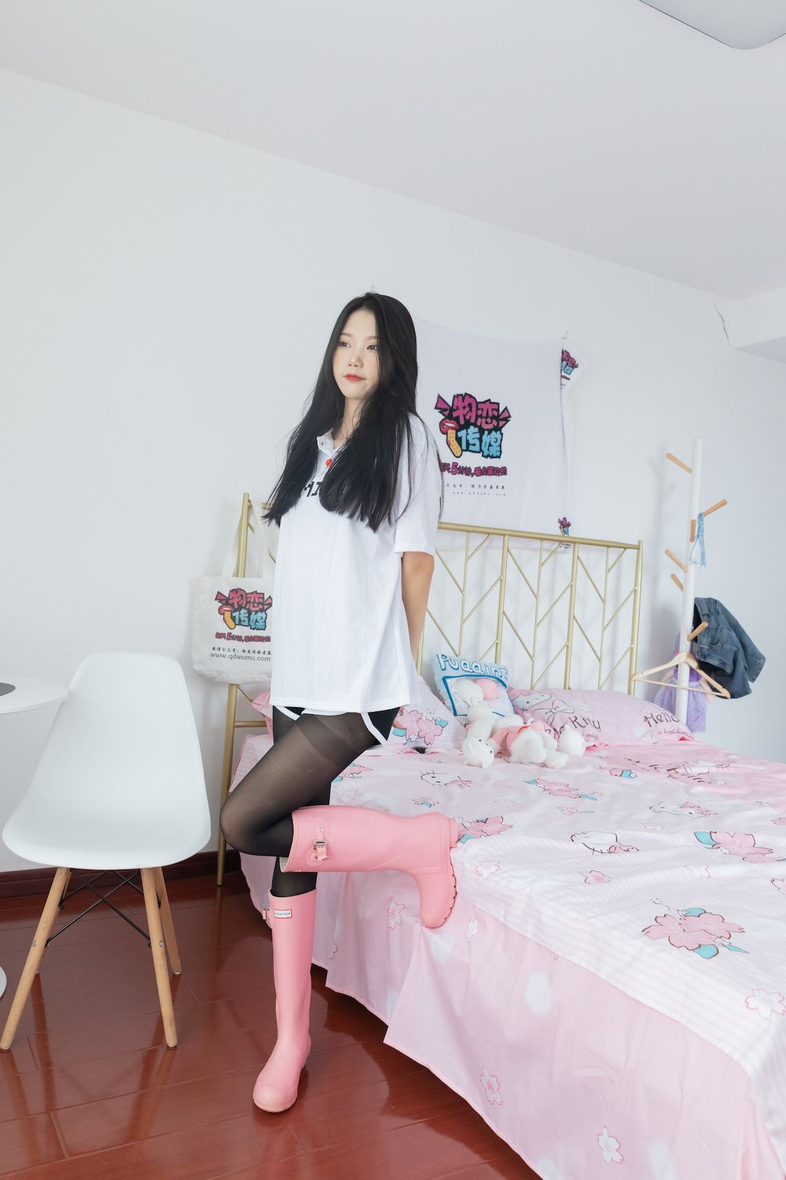 00019英语课本第913章.jpg