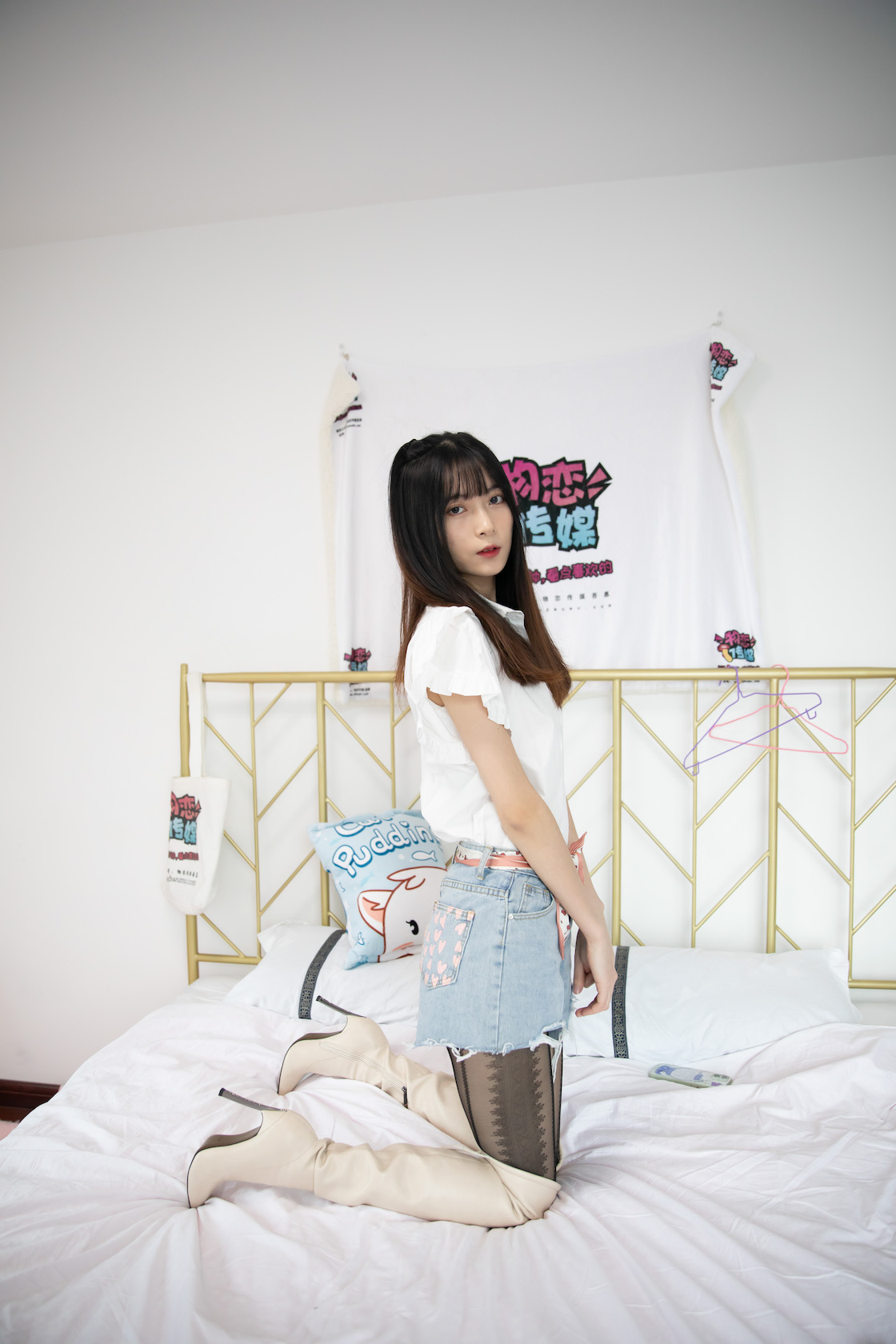 00041英语课本第733章.jpg