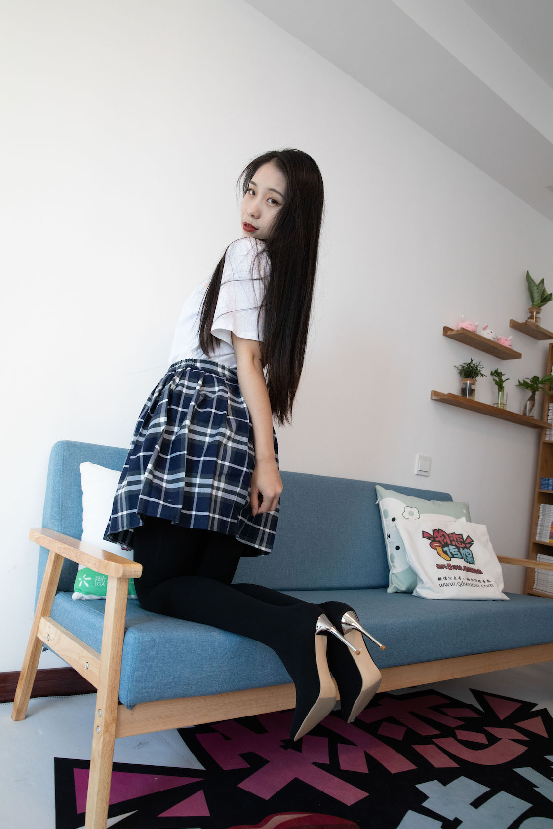 00034英语课本第676章课件.jpg