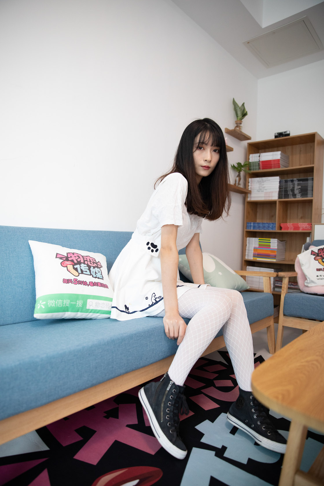 00002英语课本第576章.jpg