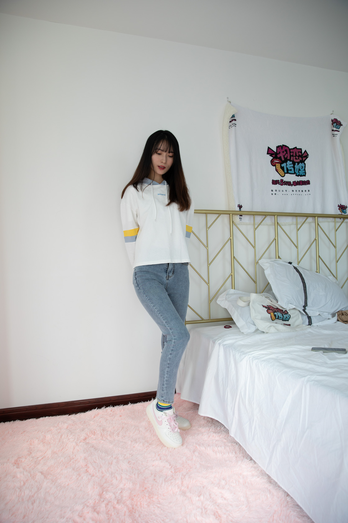 00002英语课本第711章课件.jpg
