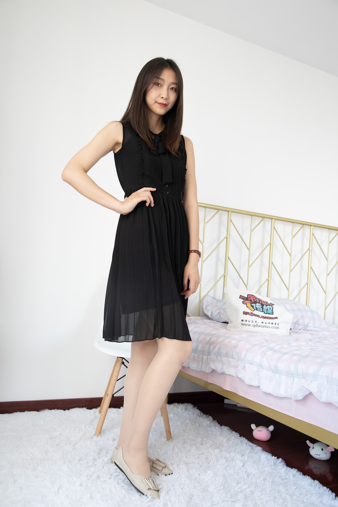 00009英语课本第595章课件.jpg