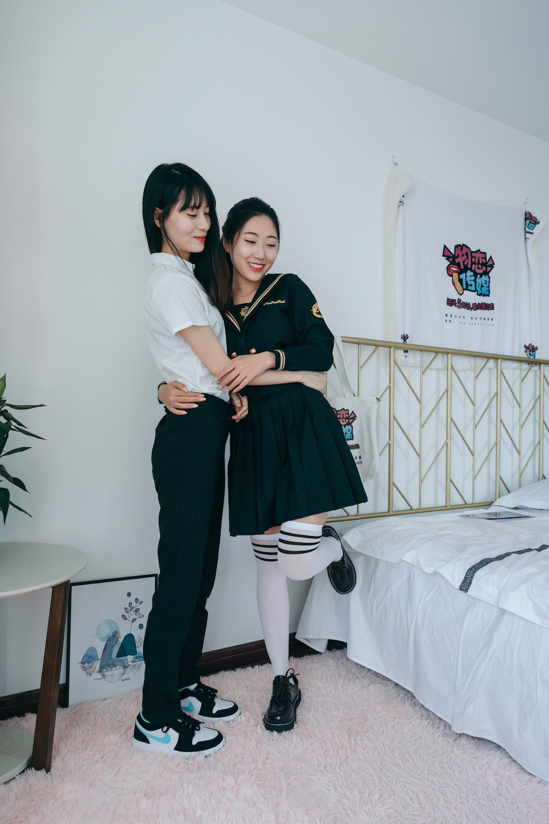 00002英语课本第737章.jpg