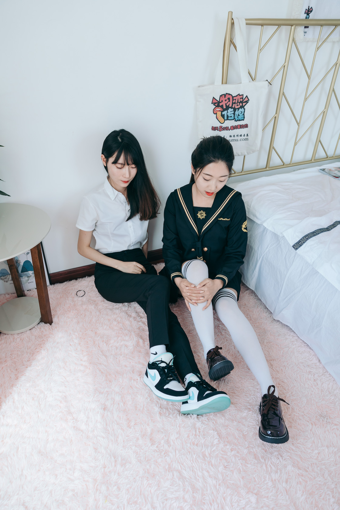 00020英语课本第737章.jpg