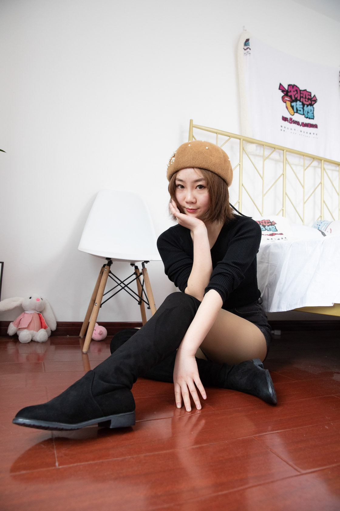 00023英语课本第613章课件.jpg