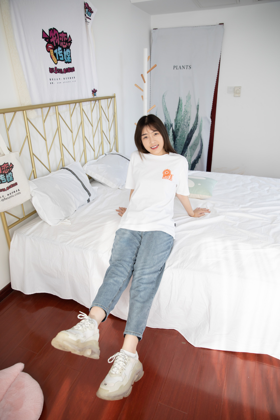 00013英语课本第727章课件.jpg