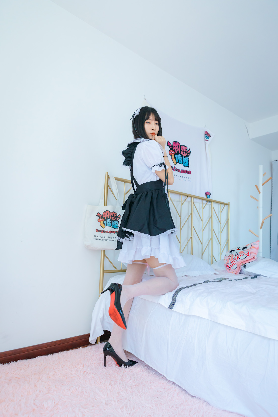 00003英语课本第744章.jpg