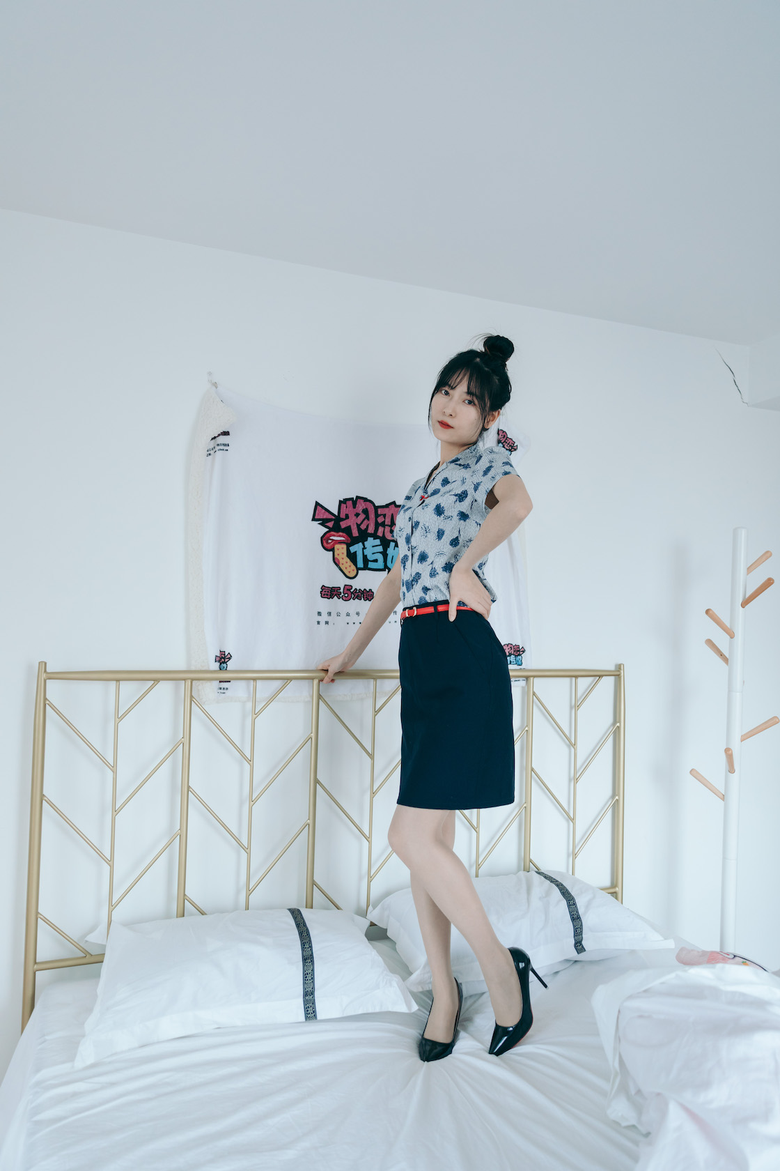 00030英语课本第729章.jpg