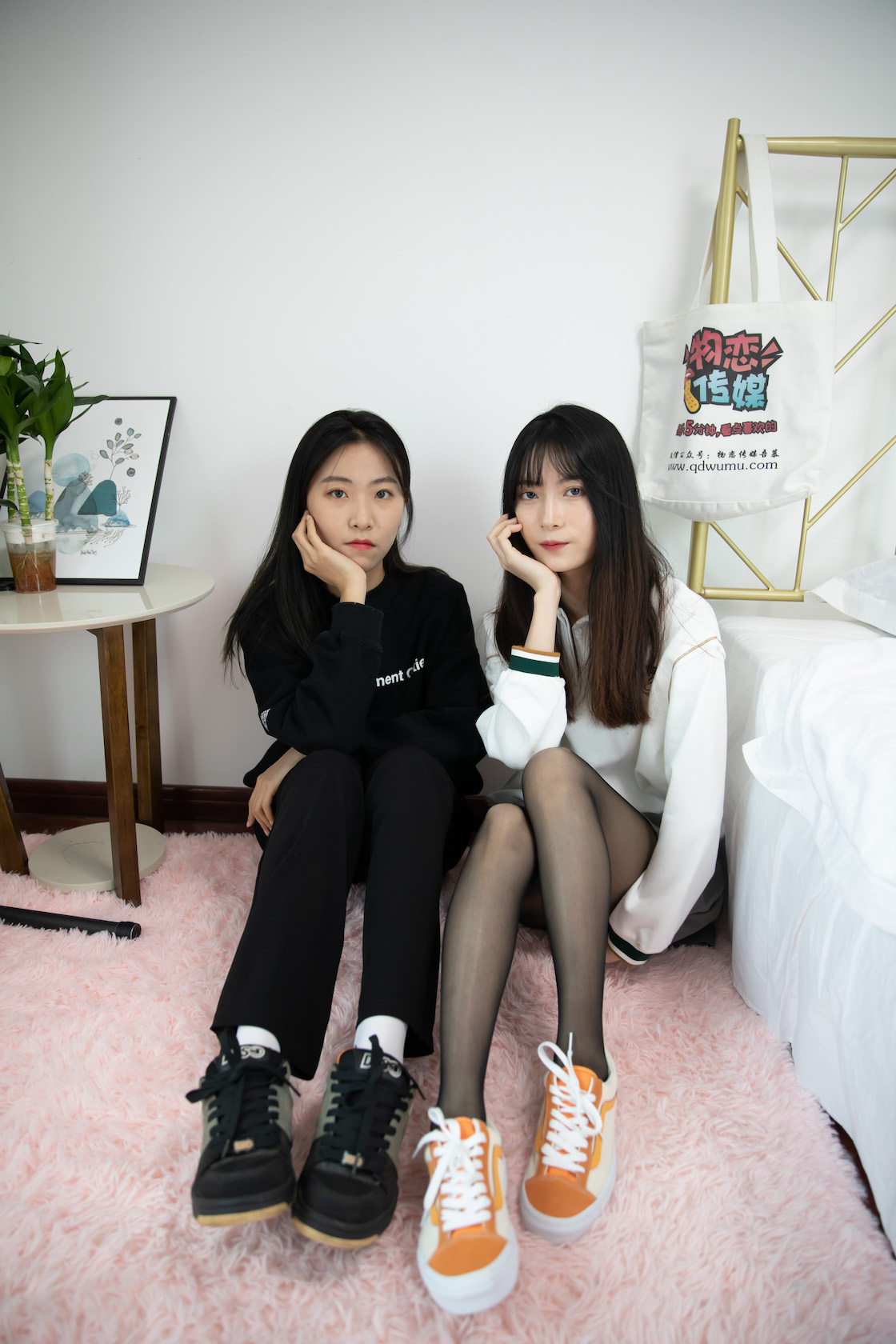 00032英语课本第688章课件.jpg